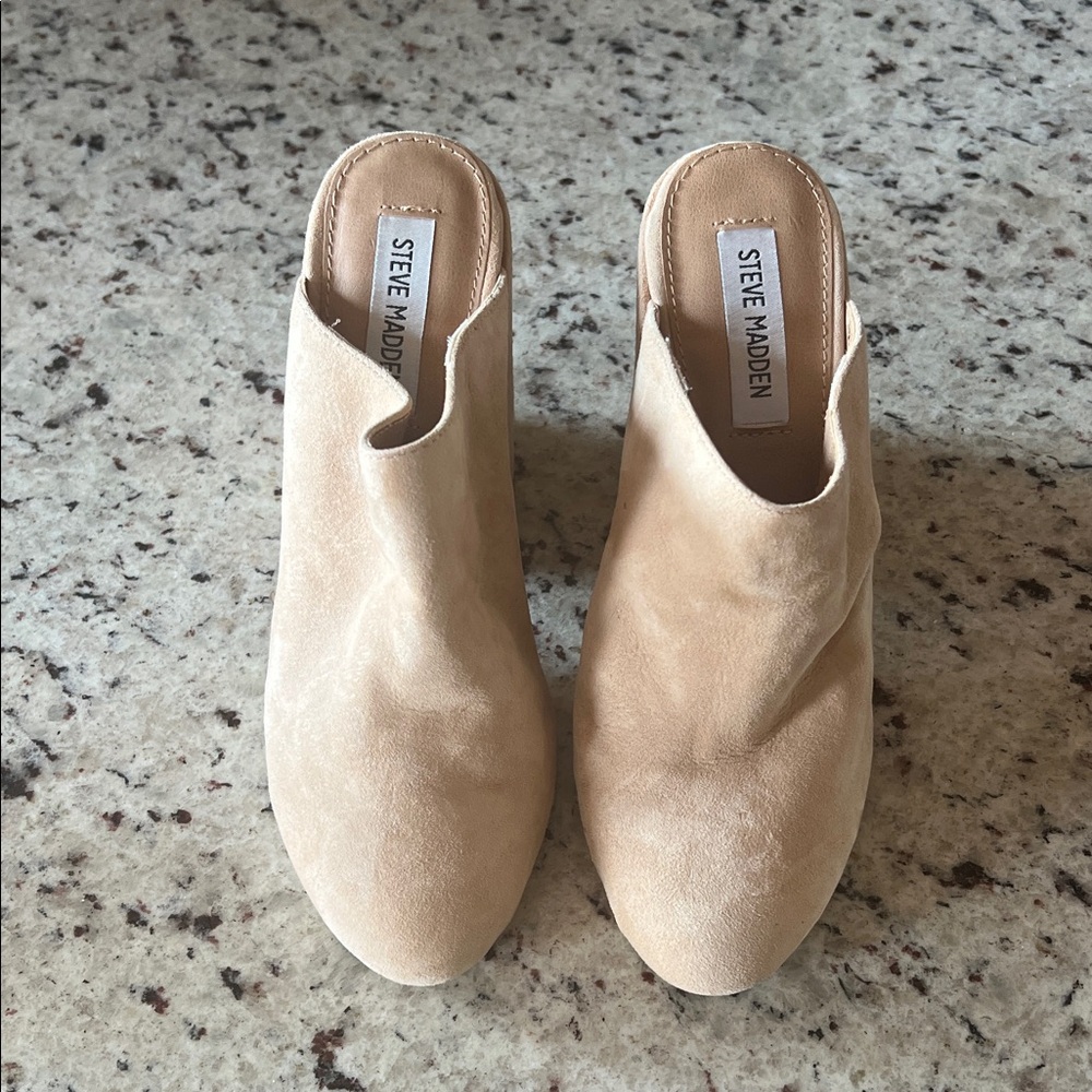 Steve Madden Women's Beige Suede Mules